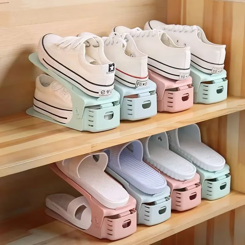 Organisateur de chaussures empilable avec fentes réglables