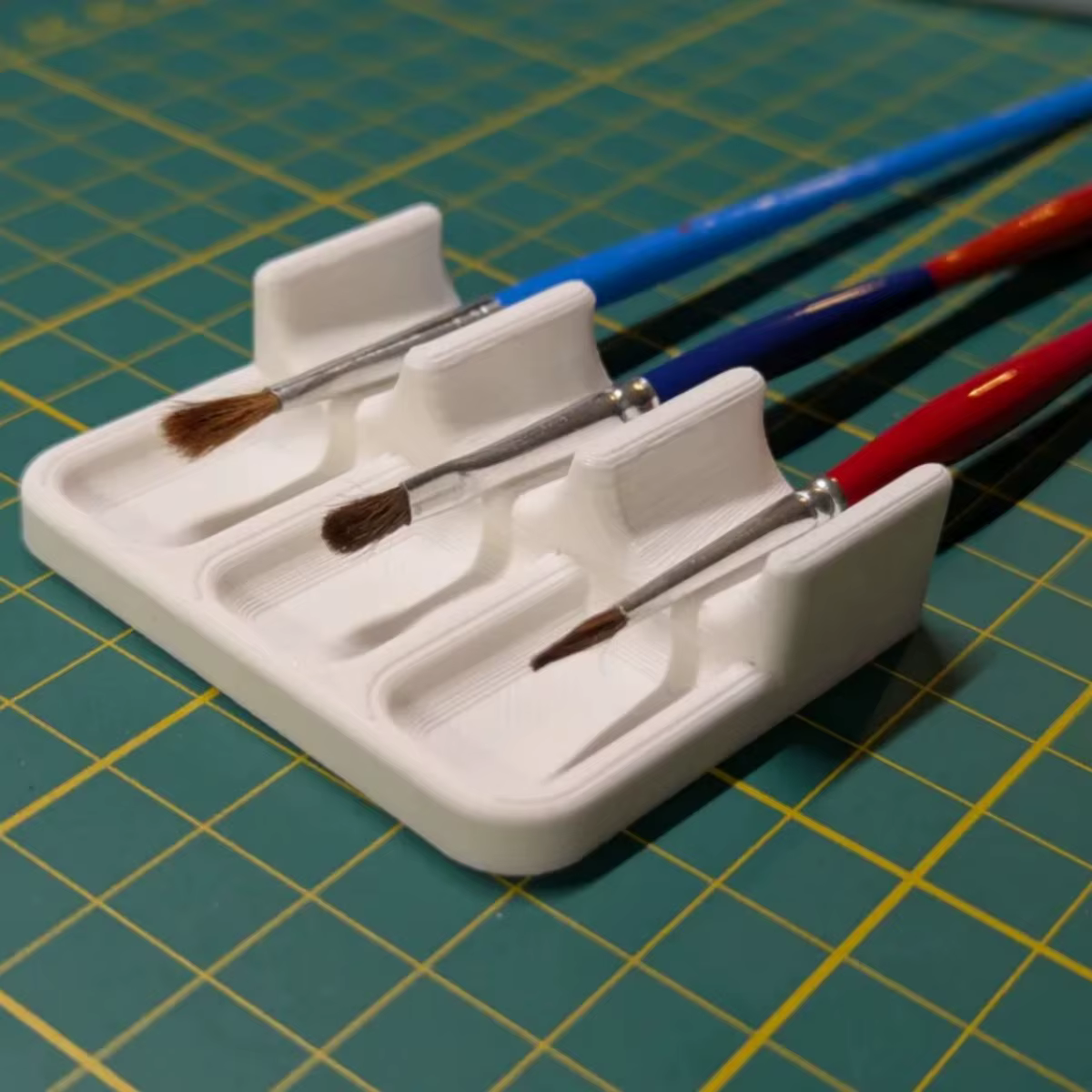 Boîte de rangement pour pinceaux en plastique