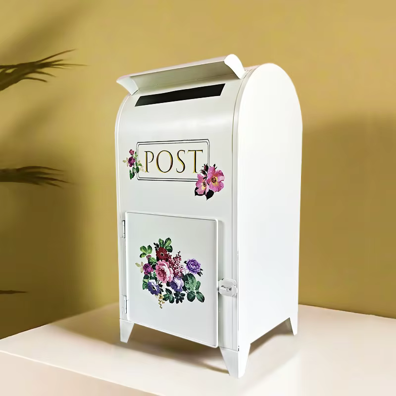 Boîte aux lettres vintage pour mariage