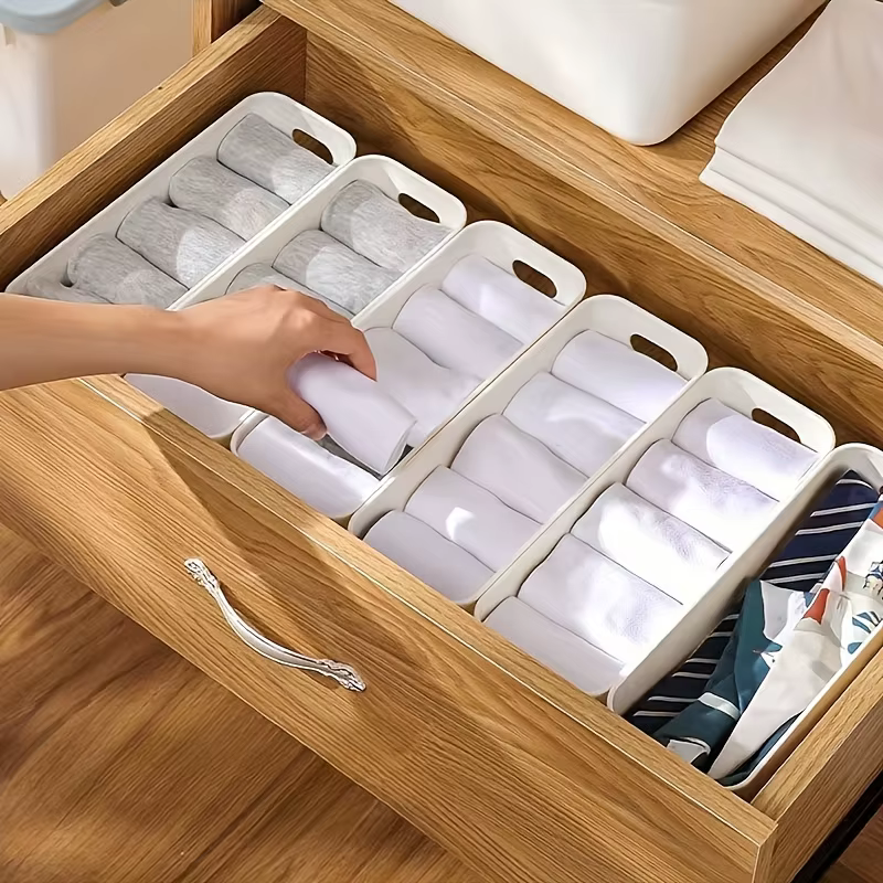 6 boîtes de rangement en plastique empilables