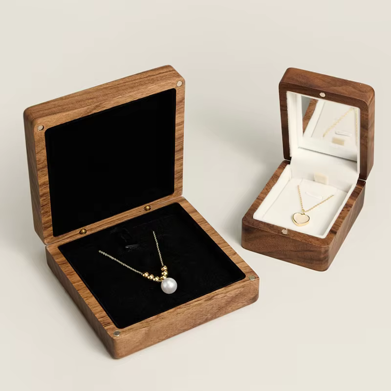 Boîte à colliers de mariage avec miroir