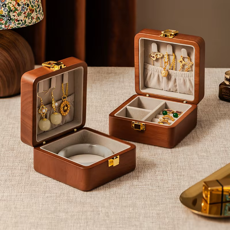 Boîte de rangement de bijoux