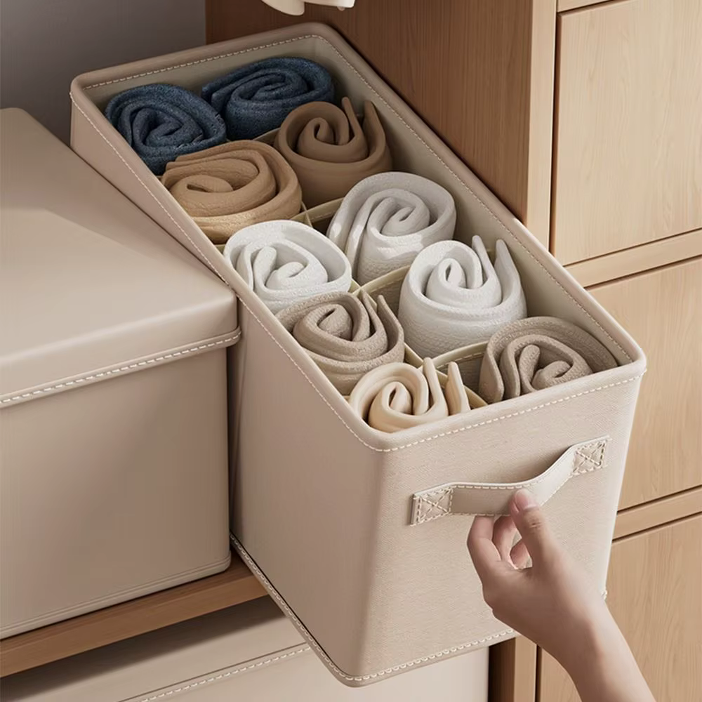 Boîte de rangement de vêtements pliable